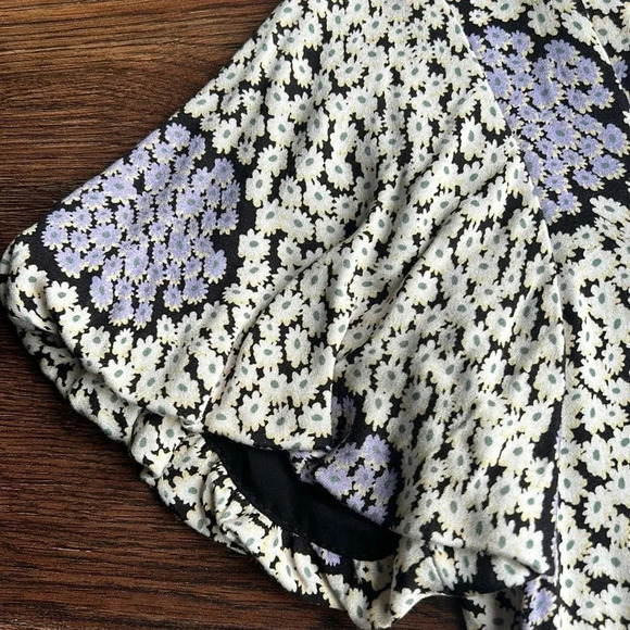 Jolt Floral Print Dress | Mini Dress | Flower Print | Daisy - Picture 4 of 7